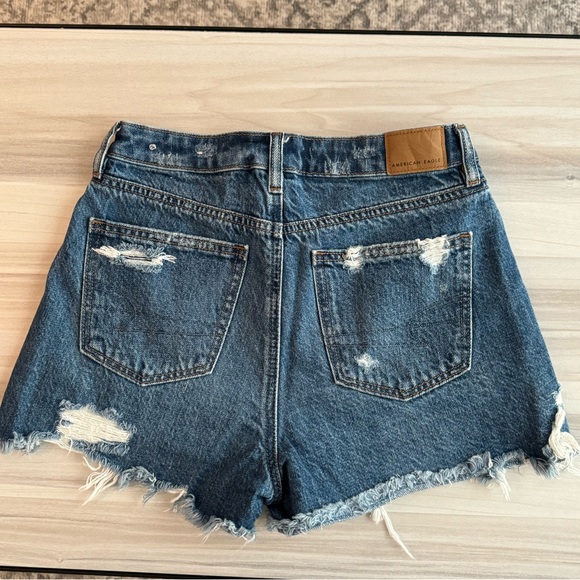 AE mom shorts - Picture 2 of 3